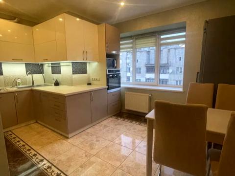 квартира за адресою Володимира Вернадського вул., 42