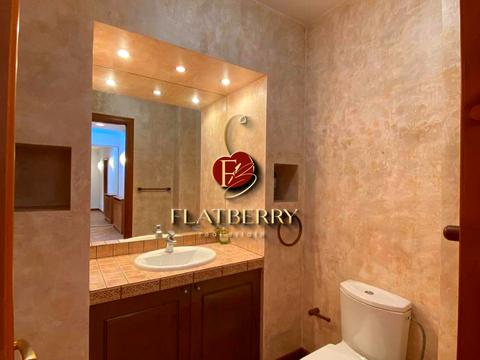 будинок за адресою Редутний пров.