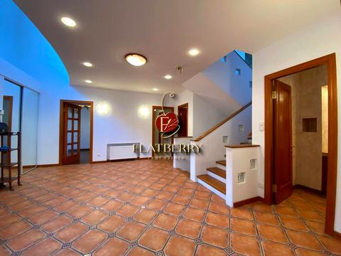 будинок за адресою Редутний пров.