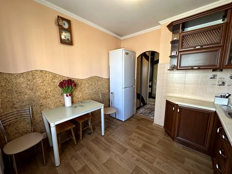 квартира за адресою Львів, Богдана-Ігора Антонича вул., 8