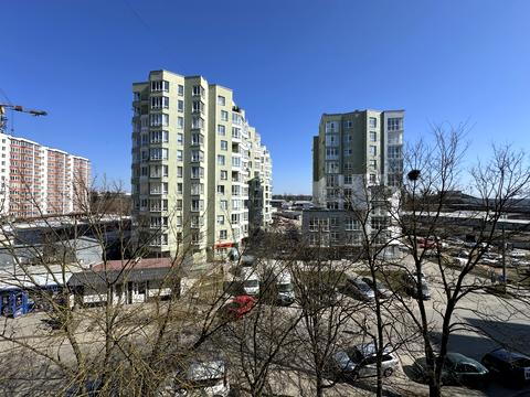 квартира за адресою Львів, Богдана-Ігора Антонича вул., 8