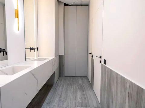 комерційна за адресою Бульварно-Кудрявська вул. (Воровського), 15-А