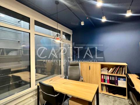 комерційна за адресою Київ, Дніпровська набережна вул., 20-А