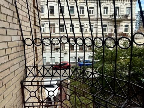 квартира за адресою Кудрявська вул., 13-19