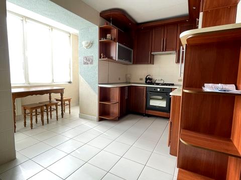 квартира за адресою Золотогірська вул., 7