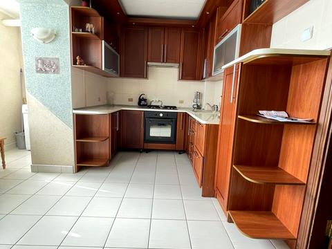 квартира за адресою Золотогірська вул., 7