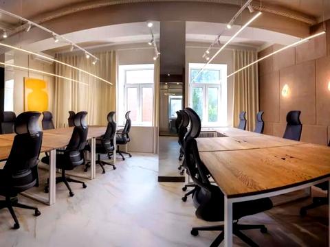 комерційна за адресою Еспланадна вул., 32В