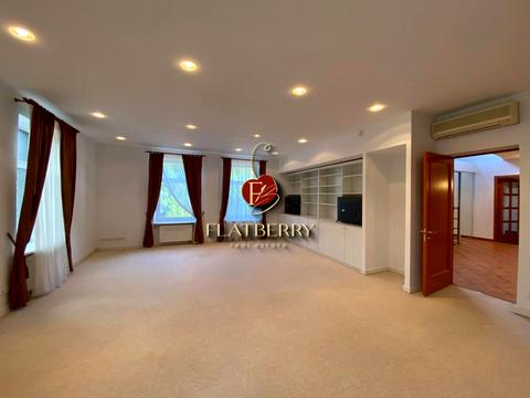 комерційна за адресою Редутний пров., 7