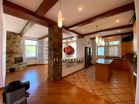 комерційна за адресою Редутний пров., 7