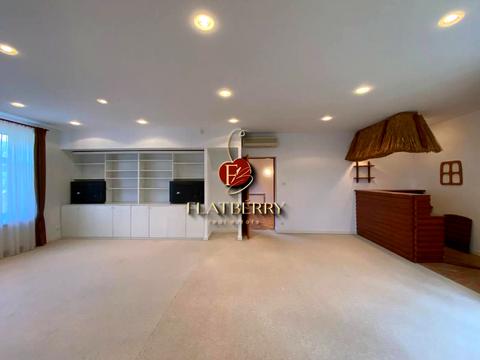 комерційна за адресою Редутний пров., 7