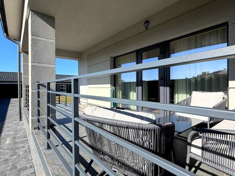 будинок за адресою Августина Волошина вул.