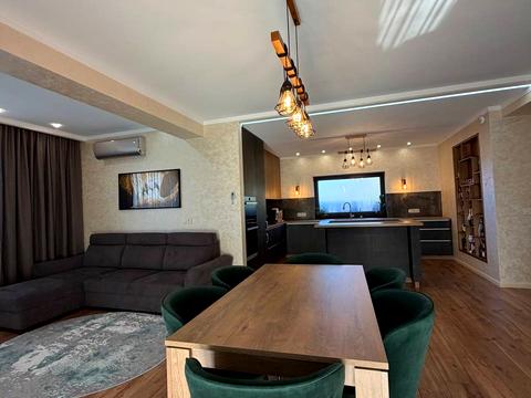 дом по адресу Августина Волошина ул.