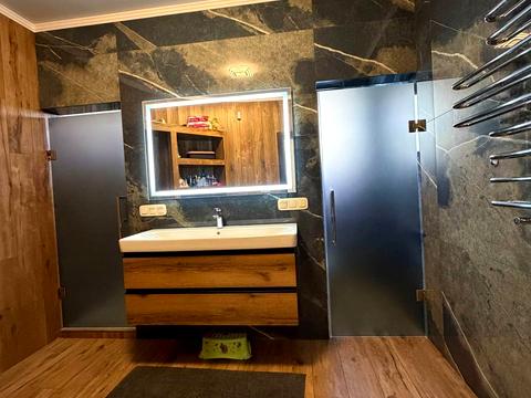 дом по адресу Августина Волошина ул.