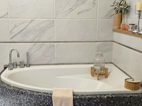 квартира за адресою Олега Мудрака вул. (Генерала Наумова), 66