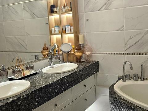 квартира за адресою Олега Мудрака вул. (Генерала Наумова), 66