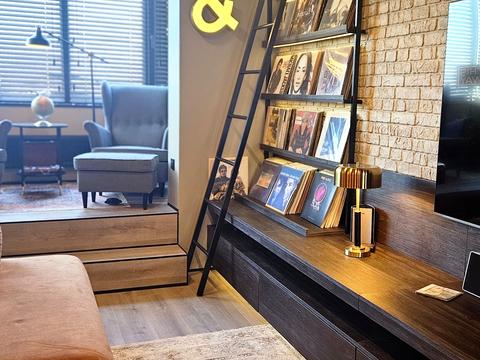 квартира за адресою Олега Мудрака вул. (Генерала Наумова), 66