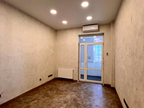 коммерческая по адресу Евгения Коновальца ул. (Щорса), 34-А