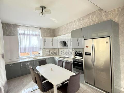 дом по адресу Молодіжна ул.