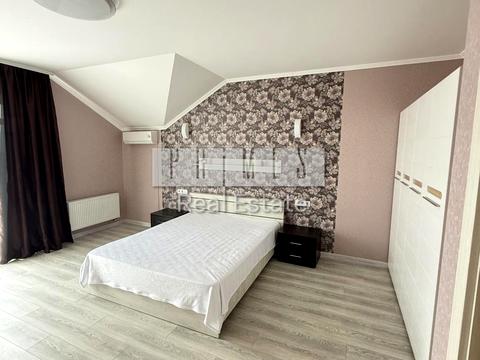 дом по адресу Молодіжна ул.