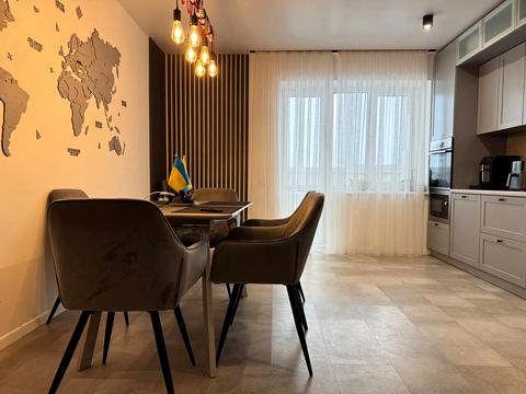 квартира за адресою Петра Маланюка вул., (Будинок 4)