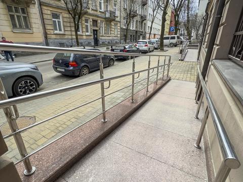 коммерческая по адресу Кокорудза ул., 10