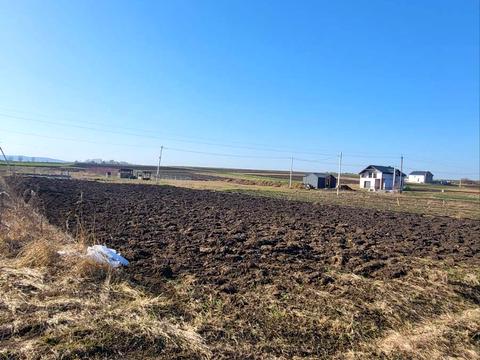 ділянка за адресою Озерна