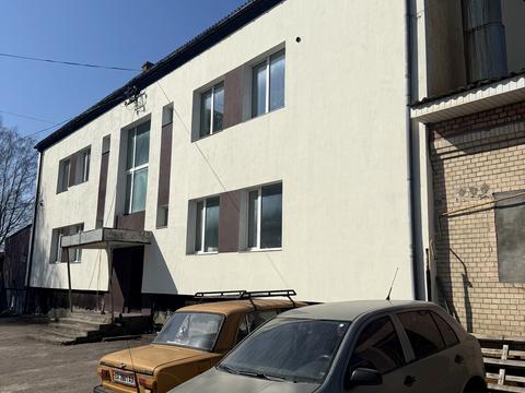 комерційна за адресою Героя України Дмитра Крамара вул., 4