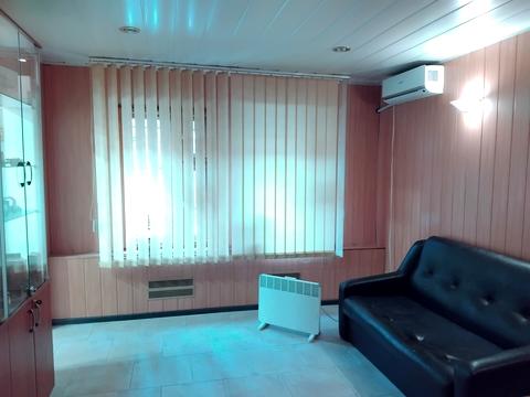 коммерческая по адресу Дмитрия Яворницкого просп. (Карла Маркса), 46