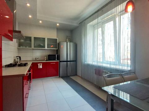 квартира по адресу Академика Сахарова ул., 80а