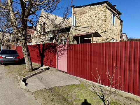будинок за адресою Ігоря Сікорського вул., 132