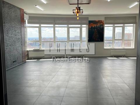 комерційна за адресою Кловський узвіз, 7a