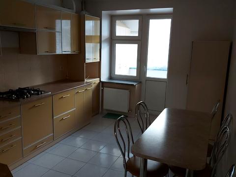 квартира за адресою Львівська вул., 12