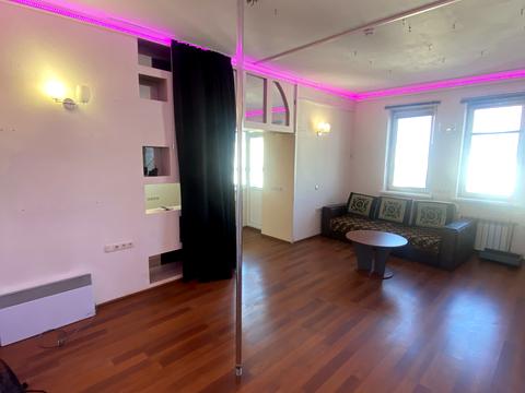 комерційна за адресою Єлизавети Чавдар вул., 1