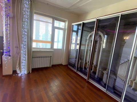 комерційна за адресою Єлизавети Чавдар вул., 1