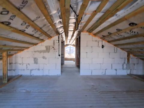 будинок за адресою Головна