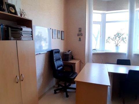 комерційна за адресою Троїцька вул. (Дзержинського), 26