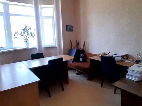 комерційна за адресою Троїцька вул. (Дзержинського), 26