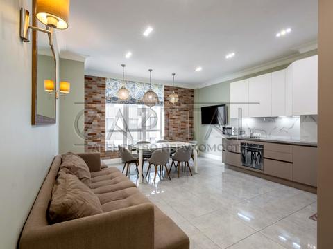 квартира по адресу Андрея Верхогляда ул. (Михайла Драгомирова), 14