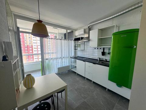 квартира за адресою Олександра Олеся вул., 2-В