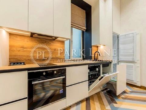 квартира за адресою Михайлівська вул., 6