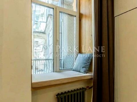 квартира за адресою Михайлівська вул., 6