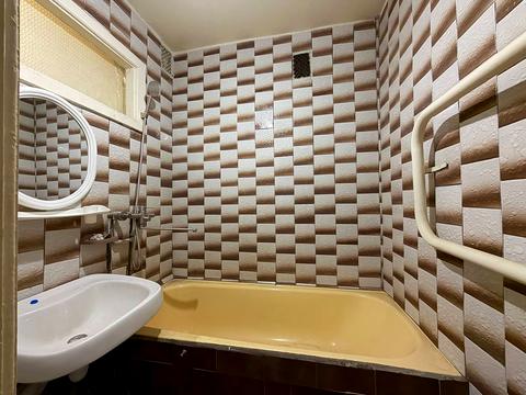 комната по адресу Молодіжна, 54