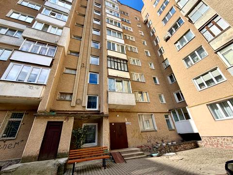 комната по адресу Молодіжна, 54