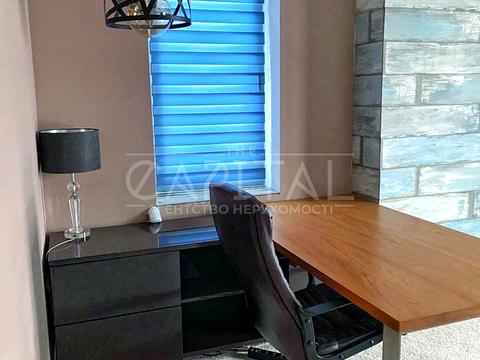 будинок за адресою центральна, 1