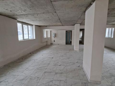 комерційна за адресою Андрія Сахарова вул., 5-В