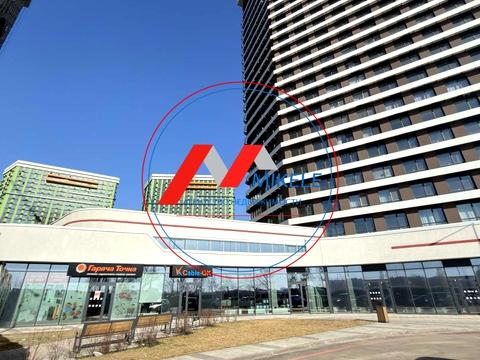 комерційна за адресою Дніпровська набережна вул., 15-Д