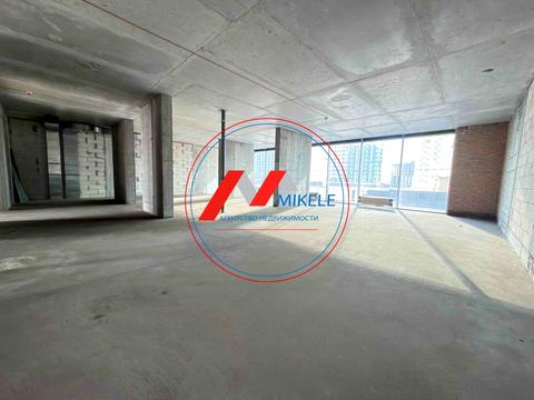 комерційна за адресою Дніпровська набережна вул., 15-Д