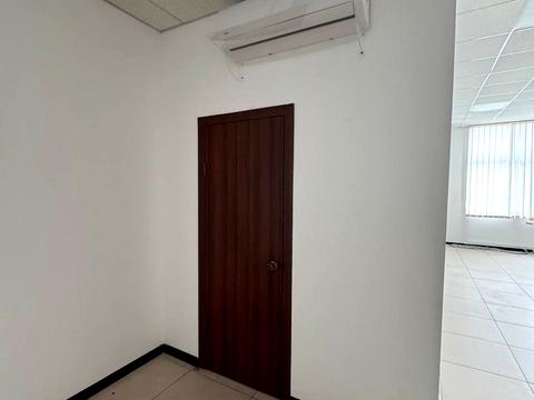 коммерческая по адресу Вице-адмирала Жукова пер., 17/19