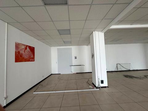 коммерческая по адресу Вице-адмирала Жукова пер., 17/19