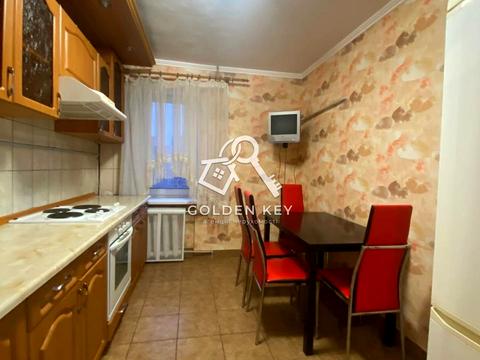 квартира за адресою Мистецька вул. (Землячки), 13